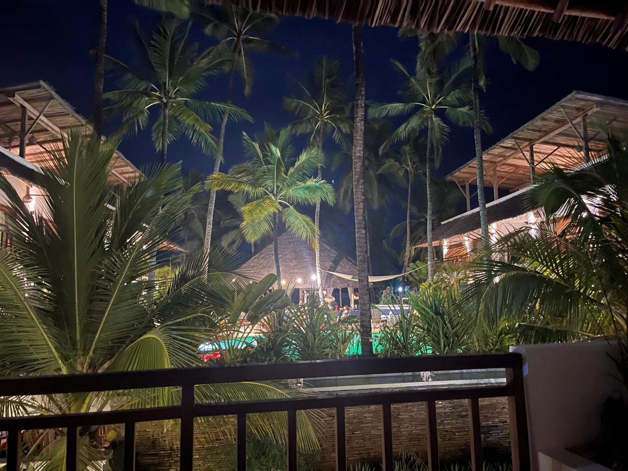 Aluna Paje Kamer foto